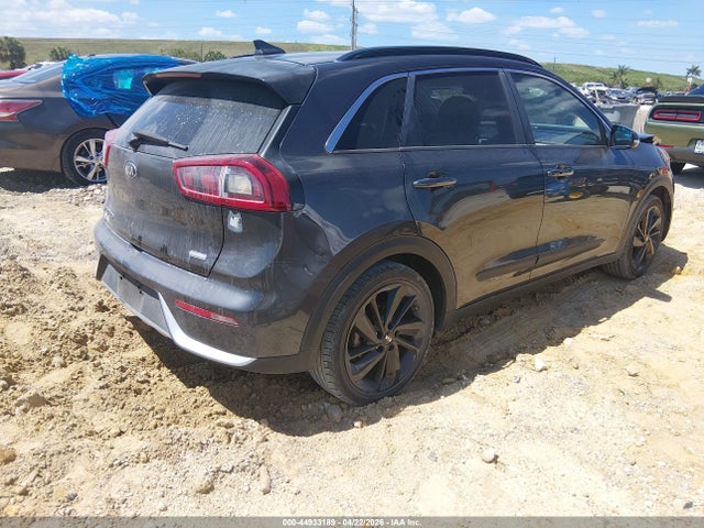 2019 Kia Niro S Touring მანქანა იყიდება აუქციონზე, vin: KNDCC3LC8K5260583, აუქციონის ნომერი: 44933189