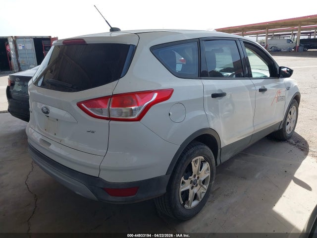 1FMCU0F74FUA52721 Ford ESCAPE S