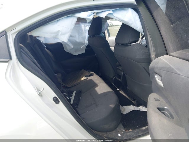 JTDEPRAE9LJ045937 Toyota COROLLA LE