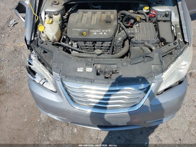 Aukcja sprzedaży 2014 Chrysler 200 Lx, vin: 1C3CCBAB9EN205203, numer aukcji: 44933234