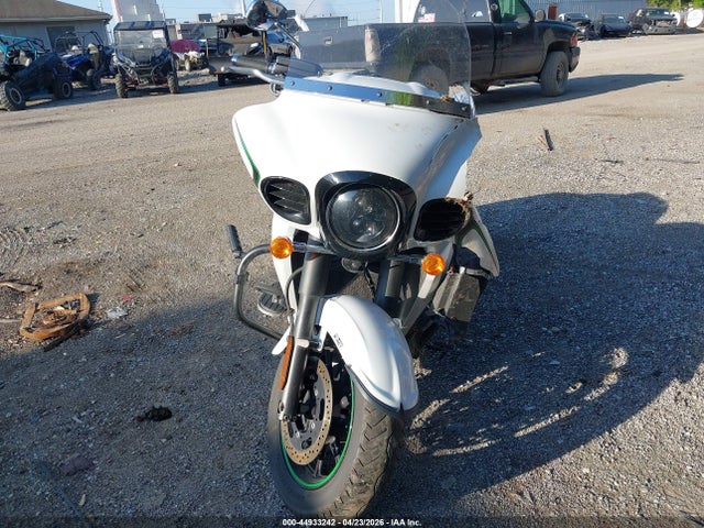 44933242 :رقم المزاد ، JKBVNRK1XGA009638 vin ، 2016 Kawasaki Vn1700 K مزاد بيع
