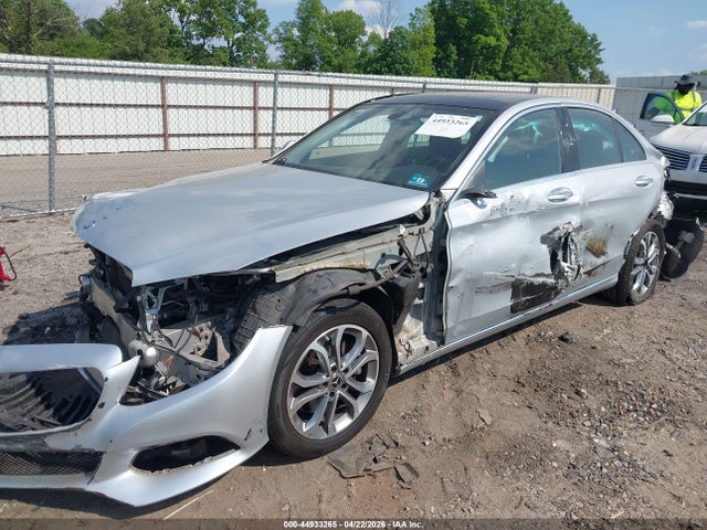 44933265 :رقم المزاد ، 55SWF4KB5FU004620 vin ، 2015 Mercedes-benz C 300 4matic مزاد بيع