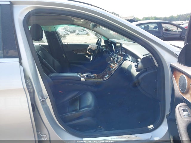 44933265 :رقم المزاد ، 55SWF4KB5FU004620 vin ، 2015 Mercedes-benz C 300 4matic مزاد بيع