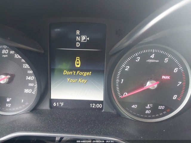 44933265 :رقم المزاد ، 55SWF4KB5FU004620 vin ، 2015 Mercedes-benz C 300 4matic مزاد بيع