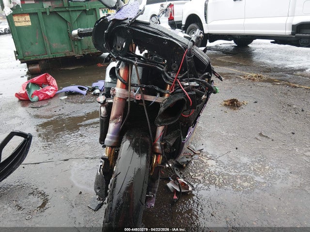 2006 Suzuki Gsx1300 R მანქანა იყიდება აუქციონზე, vin: JS1GW71A562114676, აუქციონის ნომერი: 44933279