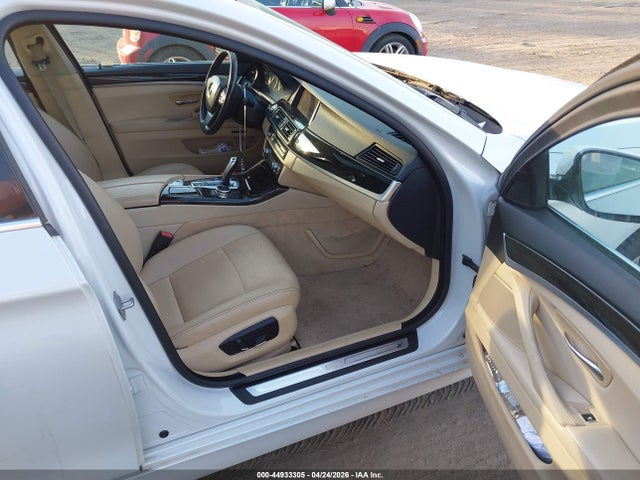 44933305 :رقم المزاد ، WBA5A7C51ED617777 vin ، 2014 Bmw 528i Xdrive مزاد بيع