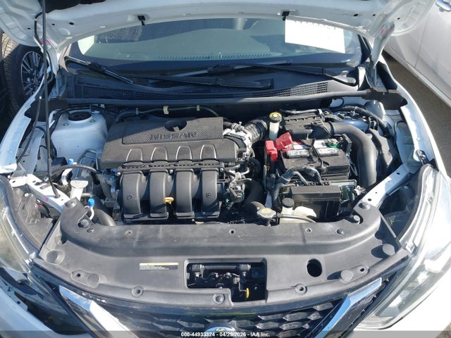 3N1AB7AP3KY268054 Nissan SENTRA SV