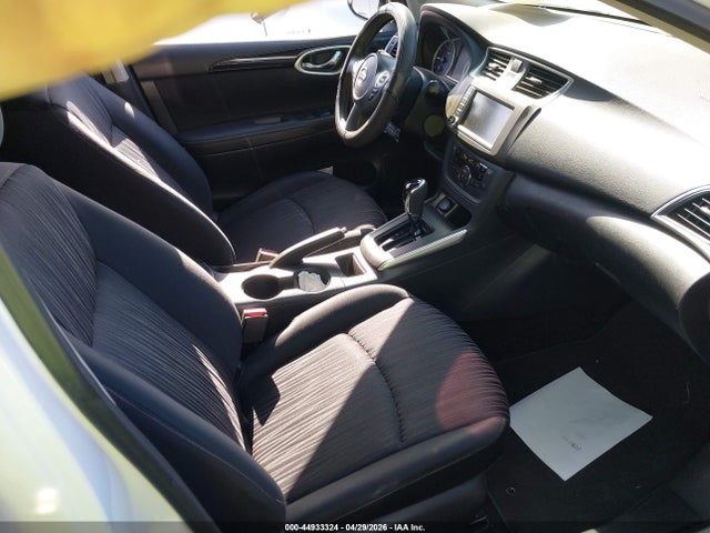 3N1AB7AP3KY268054 Nissan SENTRA SV