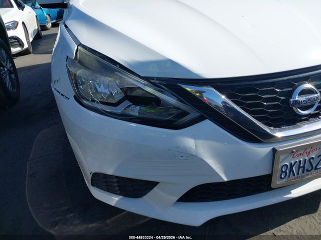 3N1AB7AP3KY268054 Nissan SENTRA SV