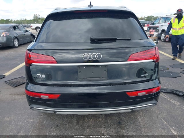 44933327 :رقم المزاد ، WA1BAAFYXM2082414 vin ، 2021 Audi Q5 Premium Plus 45 Tfsi Quattro S Tronic مزاد بيع