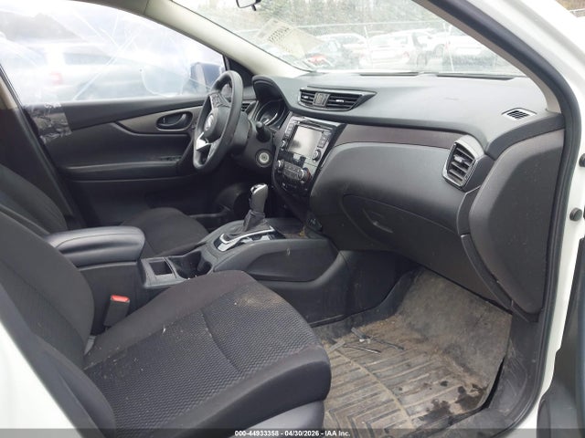 44933358 :رقم المزاد ، JN1BJ1CW5LW374006 vin ، 2020 Nissan Rogue Sport S Awd Xtronic Cvt مزاد بيع