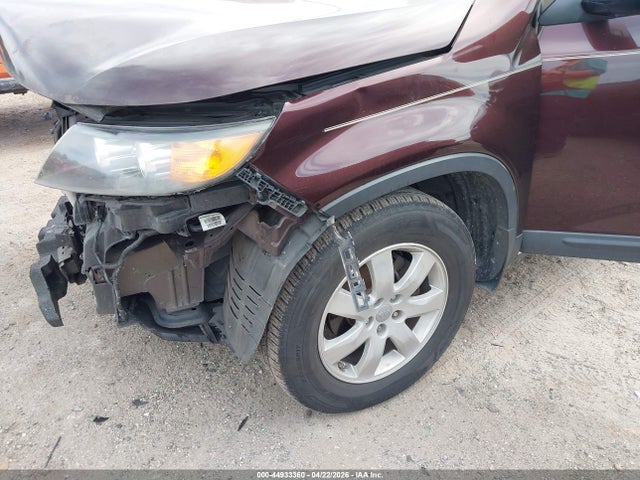 44933360 :رقم المزاد ، 5XYKT3A12CG288501 vin ، 2012 Kia Sorento Lx مزاد بيع