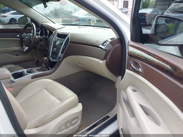 2010 Cadillac Srx Luxury Collection მანქანა იყიდება აუქციონზე, vin: 3GYFNAEY3AS651840, აუქციონის ნომერი: 44933400