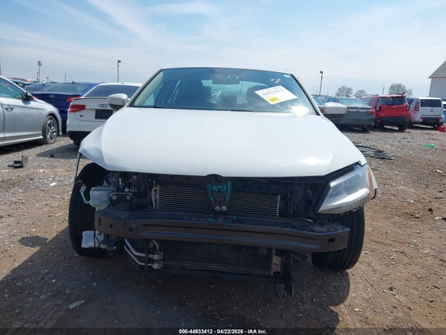 44933412 :رقم المزاد ، 3VW167AJXHM286965 vin ، 2017 Volkswagen Jetta 1.4t S مزاد بيع