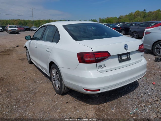44933412 :رقم المزاد ، 3VW167AJXHM286965 vin ، 2017 Volkswagen Jetta 1.4t S مزاد بيع