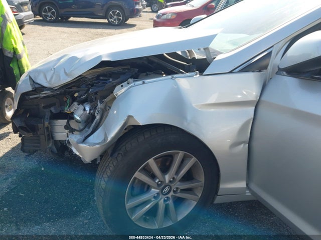 44933434 :رقم المزاد ، 5NPE24AF7GH325901 vin ، 2016 Hyundai Sonata Se مزاد بيع