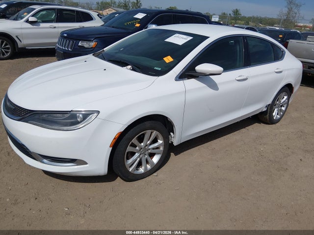 Продажа на аукционе авто 2015 Chrysler 200 Limited, vin: 1C3CCCAB5FN733957, номер лота: 44933440