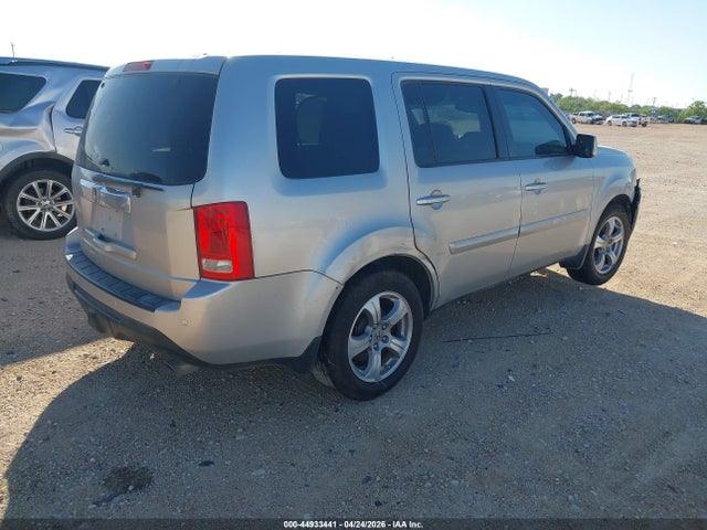 Продажа на аукционе авто 2015 Honda Pilot Ex-l, vin: 5FNYF3H57FB013955, номер лота: 44933441