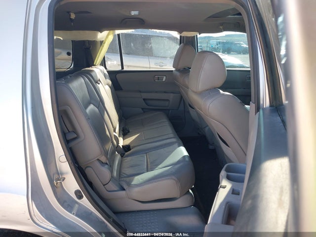 Продажа на аукционе авто 2015 Honda Pilot Ex-l, vin: 5FNYF3H57FB013955, номер лота: 44933441