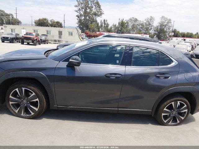 Lexus UX 250H 2024 JTHX6JBH2R2170544 Image 14