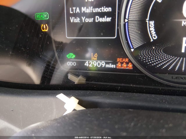 Lexus UX 250H 2024 JTHX6JBH2R2170544 Image 15