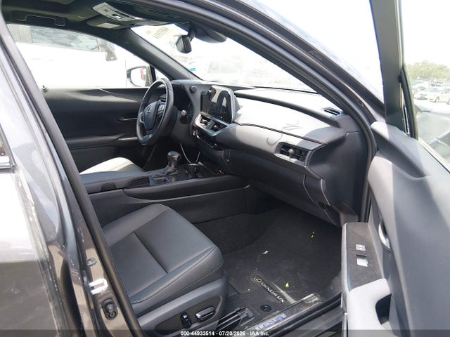 Lexus UX 250H 2024 JTHX6JBH2R2170544 Image 5