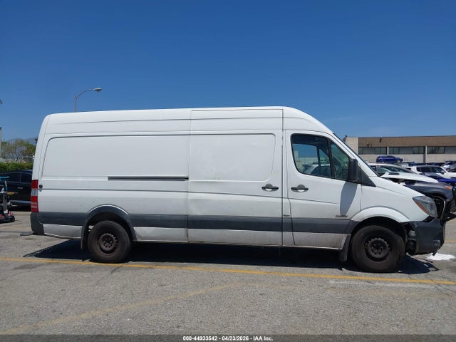 Mercedes-Benz Sprinter 2500 High Roof 2014 WD3PE8DE2E5902240 Image 13