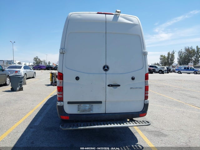 Mercedes-Benz Sprinter 2500 High Roof 2014 WD3PE8DE2E5902240 Image 16