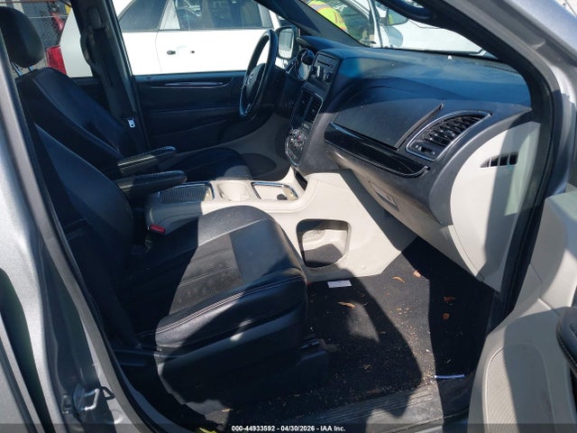 Продаж на аукціоні авто 2017 Dodge Grand Caravan Sxt, vin: 2C4RDGCG4HR600020, номер лоту: 44933592