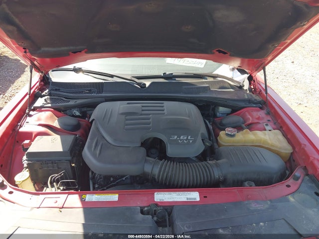44933594 :رقم المزاد ، 2C3CDYAG3CH246606 vin ، 2012 Dodge Challenger Sxt مزاد بيع