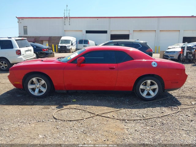 44933594 :رقم المزاد ، 2C3CDYAG3CH246606 vin ، 2012 Dodge Challenger Sxt مزاد بيع