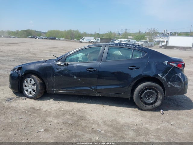 3MZBN1U70JM191759 Mazda Mazda3 Sport