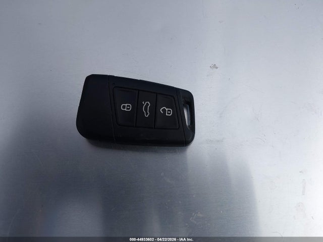 Продажа на аукционе авто 2019 Volkswagen Jetta Gli 2.0t 35th Anniversary Edition/2.0t Autobahn/2.0t S, vin: 3VW5T7BU3KM145567, номер лота: 44933602