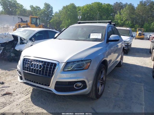 44933623 :رقم المزاد ، WA1WKAFP3AA051822 vin ، 2010 Audi Q5 3.2 Premium مزاد بيع