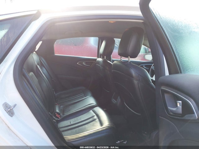 Продажа на аукционе авто 2016 Chrysler 200 Limited Platinum, vin: 1C3CCCAG1GN190118, номер лота: 44933632
