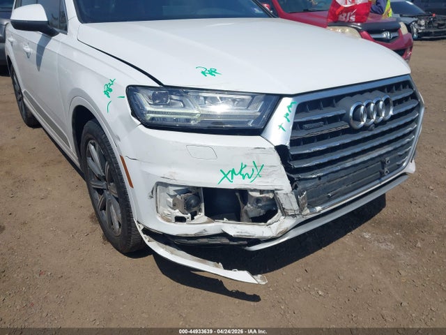 2017 Audi Q7 3.0t Premium მანქანა იყიდება აუქციონზე, vin: WA1LAAF75HD059760, აუქციონის ნომერი: 44933639