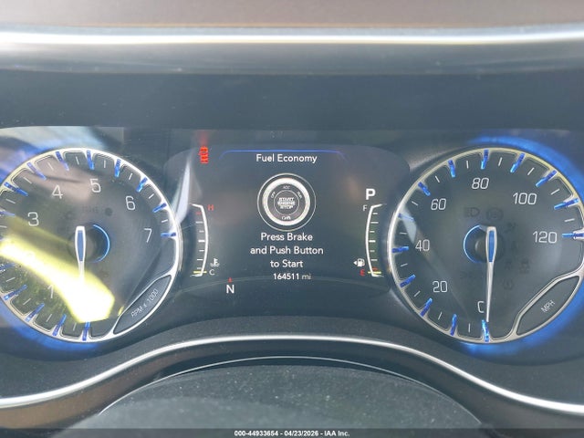 44933654 :رقم المزاد ، 2C4RC1EGXJR188379 vin ، 2018 Chrysler Pacifica Touring L Plus مزاد بيع