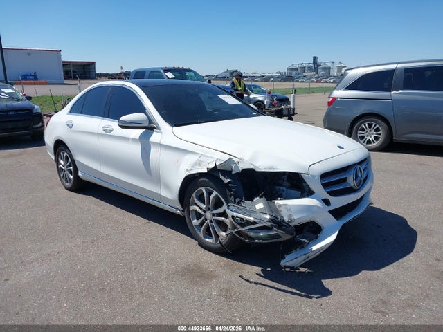 Продаж на аукціоні авто 2017 Mercedes-benz C 300 4matic, vin: 55SWF4KB3HU196980, номер лоту: 44933656