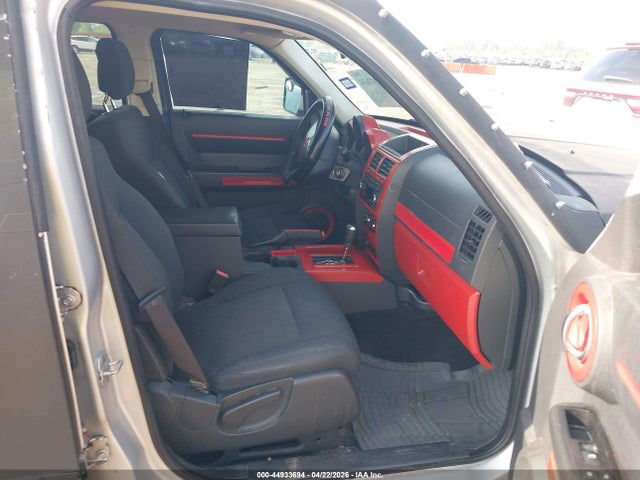 44933694 :رقم المزاد ، 1D4PT2GKXBW510044 vin ، 2011 Dodge Nitro Se مزاد بيع