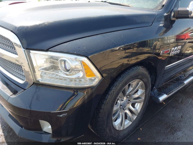 44933697 :رقم المزاد ، 1C6RR7PM2FS557771 vin ، 2015 Ram 1500 Laramie Limited مزاد بيع