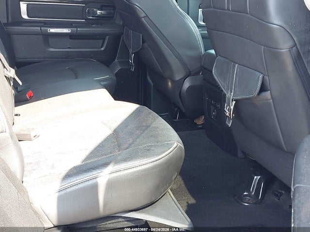 44933697 :رقم المزاد ، 1C6RR7PM2FS557771 vin ، 2015 Ram 1500 Laramie Limited مزاد بيع