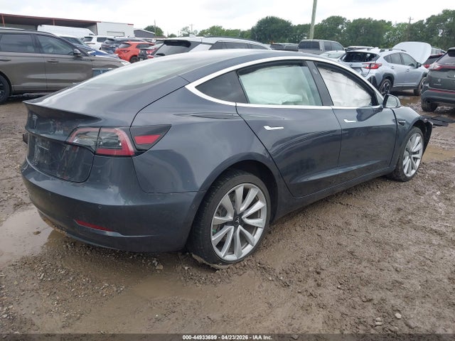 2018 Tesla Model 3 მანქანა იყიდება აუქციონზე, vin: 5YJ3E1EA8JF169109, აუქციონის ნომერი: 44933699