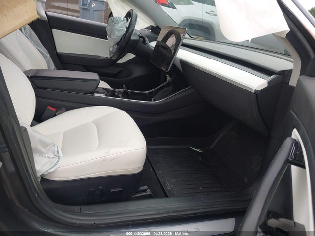 2018 Tesla Model 3 მანქანა იყიდება აუქციონზე, vin: 5YJ3E1EA8JF169109, აუქციონის ნომერი: 44933699