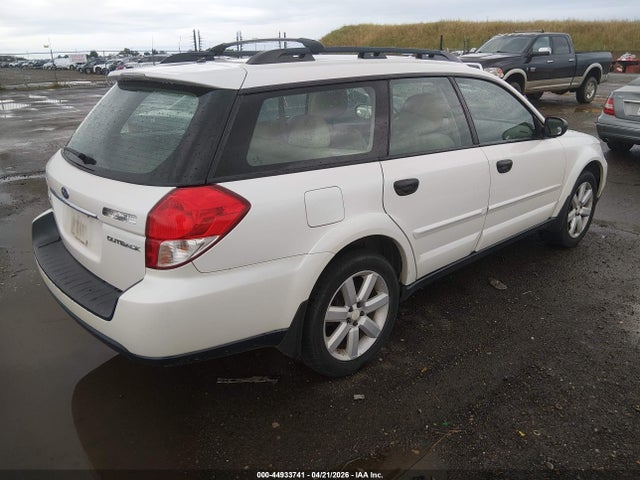 44933741 :رقم المزاد ، 4S4BP61C687339733 vin ، 2008 Subaru Outback 2.5i/2.5i L.l. Bean Edition مزاد بيع