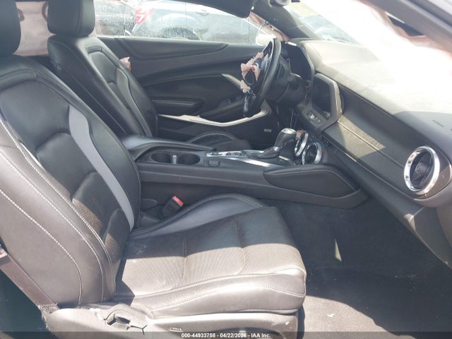 44933758 :رقم المزاد ، 1G1FD1RX8H0140158 vin ، 2017 Chevrolet Camaro 2lt مزاد بيع