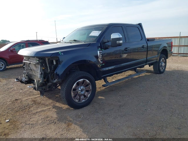 Ford F-350 Platinum 2022 1FT8W3BTXNEF80054 Image 2