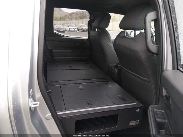 44933801 :رقم المزاد ، 3TYLD5KN1ST016008 vin ، 2025 Toyota Tacoma Sr مزاد بيع