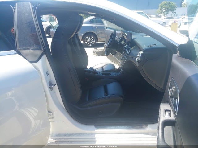 Продажа на аукционе авто 2019 Mercedes-benz Cla 250, vin: WDDSJ4EB8KN757196, номер лота: 44933802
