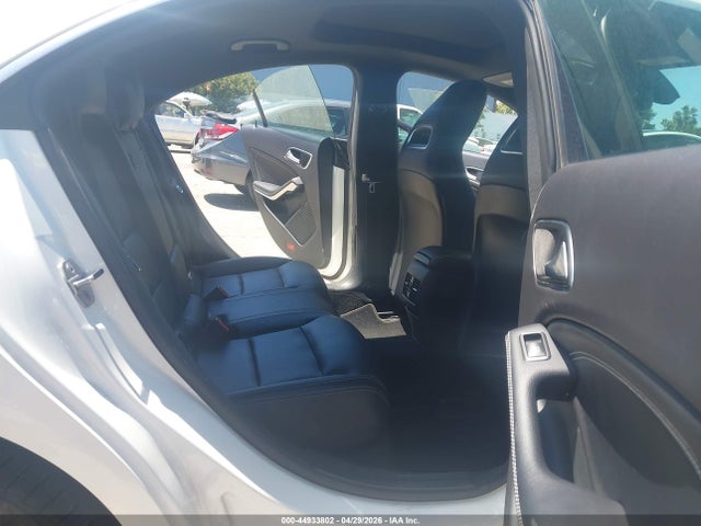 Продажа на аукционе авто 2019 Mercedes-benz Cla 250, vin: WDDSJ4EB8KN757196, номер лота: 44933802