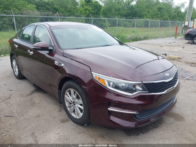 Продажа на аукционе авто 2017 Kia Optima Lx, vin: 5XXGT4L34HG177292, номер лота: 44933811